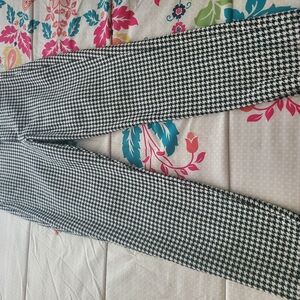Old Navy: Black and White Houndstooth fit Pants